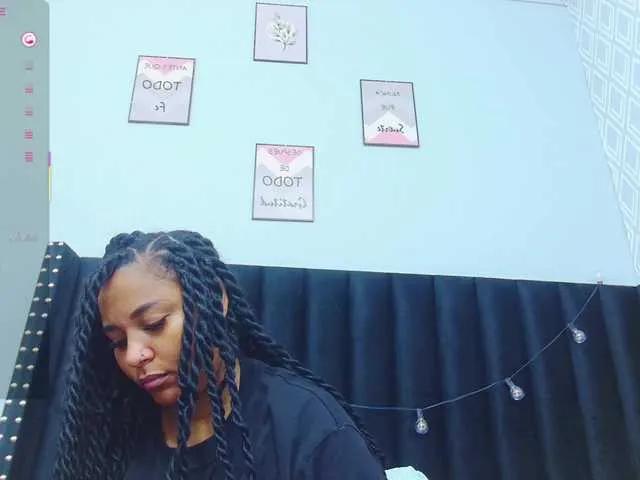 colombiamommy on BongaCams 