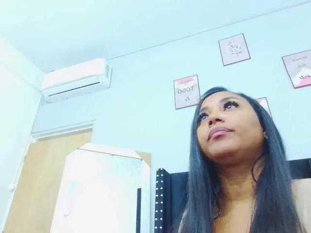 colombiamommy on BongaCams 