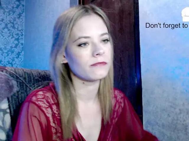 DanaXSmile on BongaCams