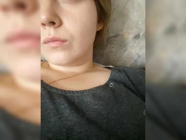 FoxyLoVe25 on BongaCams