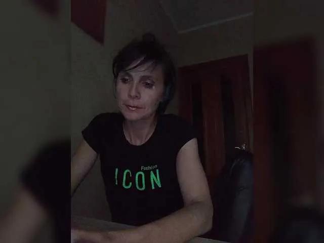 Hellenalonenochka on BongaCams