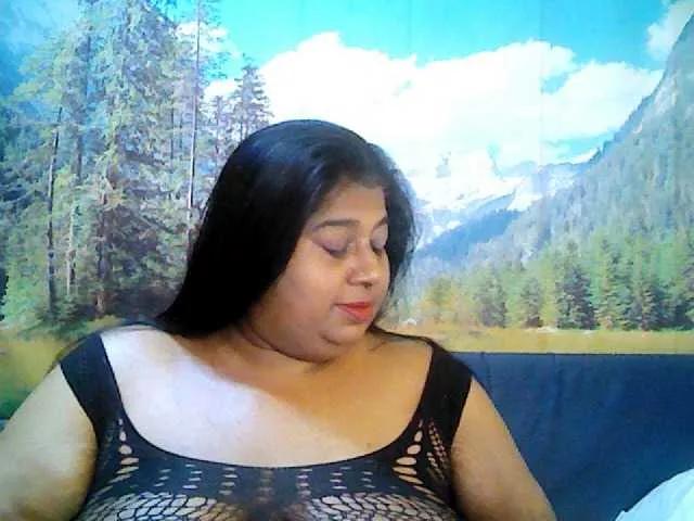 indianhoney on BongaCams 