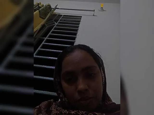 Lily121 on BongaCams