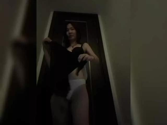 Manamy on BongaCams 