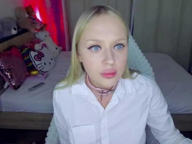 MindyKally on BongaCams