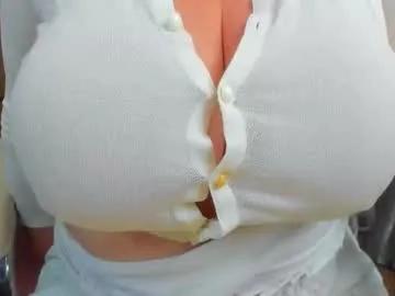 777_brendi_777 — Lovense Lush is on - Tip: Make my toy vibrate. Squirt time. Make my tits bounce high. - Goal: Sguirt time,CUM ORGASM [3000 tokens left] #milf #squirt #bigboobs #cum #lovense #bigass