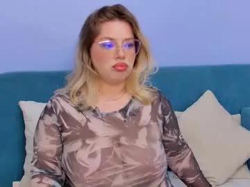 _mooncake — Cum closer,im waiting. #bbw #curvy #pantyhose #stockings #bigass