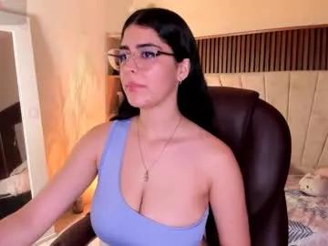 _niah_ — Hi Guys!PVT OPEN!/ FREE Control in PVT - Multi-Goal :  TOUR ALL MY BODY NAKED #bigboobs #hairy #latina #natural #lovense