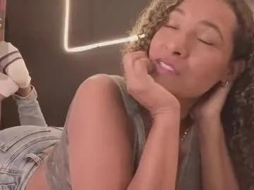 _victoria_hills — Huge mature bigboobs for you!Tip 25 bounce // GOAL: Kiss my feet and Fuck me! [111 tokens left] #fuckmachine #milf #mature #leggings #bigboobs