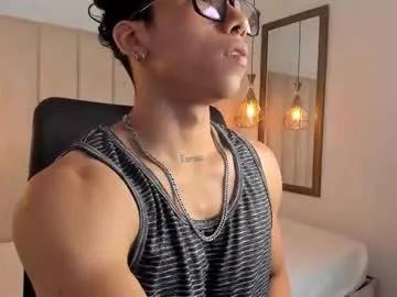 akazaboy on Chaturbate 