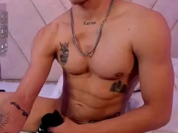 akazaboy on Chaturbate 