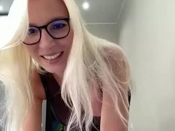 amazingkelly on Chaturbate 