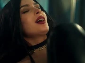 artmosphera on Chaturbate