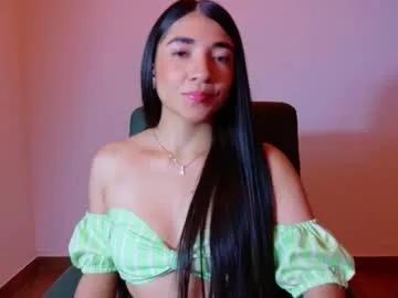 aurora_jones1 — GOAL: Show Ass + Spank*6  [33 tokens remaining] Welcome to my room! #18 #new #teen #pettite #young