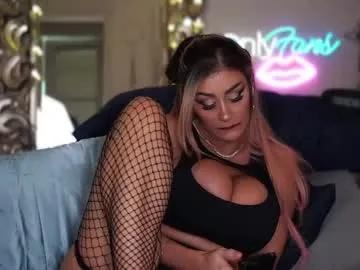 avalonnfoxx on Chaturbate 