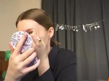 berniecebotras — Hello,  be my friends and my goal:  throw a cake in the face   #new #shy #18 #young #natural [7189 tokens remaining]