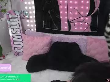 crimsonkitten on Chaturbate