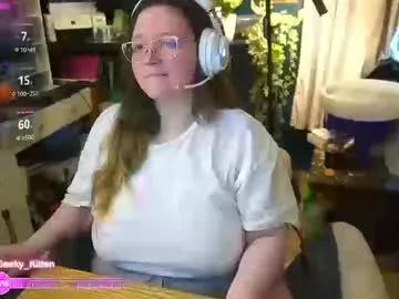 geeky_kitten — Distract me~ Winding down for bed with some video games  - Multi Goal: Teases & increasing play with each goal [200tk each Goal] #lovense #bbw #curvy #chubby #gamer