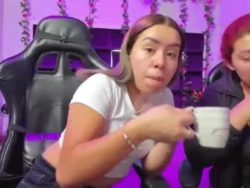 hornyy_mom — #bigboobs #leggings  #squirt #lovense #fuckmachine