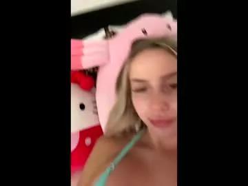 itsmealexisrae on Chaturbate