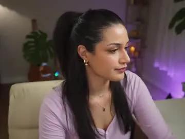 jadeperez_ — Hi :) - Goal: Free the Titties [1231 tokens left]