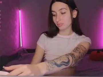 kikkymii — masturbate naked!! [2189 tokens left] #young #c2c #bigass #new #skinny