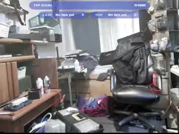 kinkybiguy14 — SUCK DILDOE AND TIPPER PICKS SOMETHING FOR  ME TO WEAR [0 tokens left] #kinky #bi #anal #horny #open #bisexual #hardcore