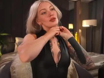 kinkylina_ — GOAL: Tease with perfect ass and legs .. [436 tokens remaining] Help me reach 200 thumb up #goddess #latex #femdom #mistress #blonde