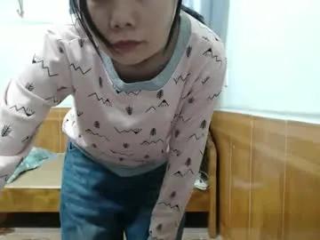 kitti_baby2x on Chaturbate