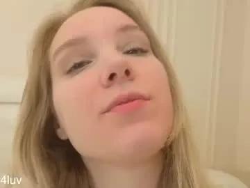 l1n4luv — Hiii, my name Lina !!!! GOAL: take off top #shy #18 #blonde  #bigboobs [125 tokens remaining]