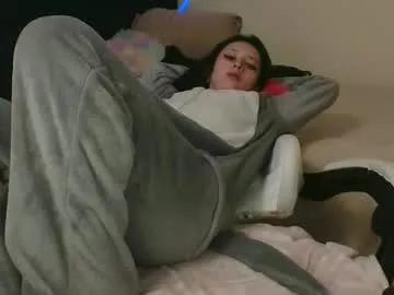 lia_queen610 — Goal: Off top [34 tokens left] Welcome loves// Fav patterns 33-44-55-66 // PVT OPEN // #thin #hairypussy #feet #anal #armpits