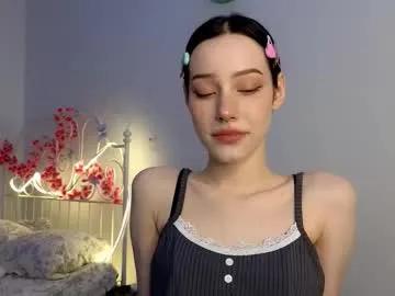 liaglamour — hi i'm Lia! help me reach 400 thumbs up // Goal: show my look  [25 left] // #new #18 #shy #cute #teen