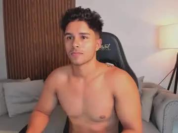 liam_colliins — Come here :) - Goal: Suck dildo! [217 tokens left] #young #muscle #cum #lovense #daddy