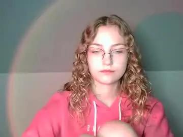 lily_tayberry on Chaturbate
