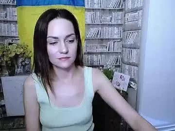 lina_star_s — stand doggy 3 min [600 tokens remaining] #young #german #smalltits #feet ##daddysgirl