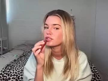 littlemaryjane19 on Chaturbate 