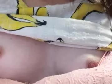 littlesubgirl_ on Chaturbate 
