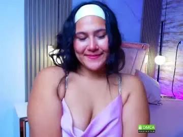 luna_jonez2 on Chaturbate