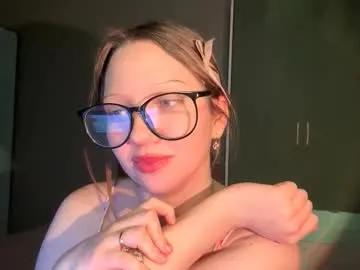 martinwion — Squeeze my booty #new #shy #teen #cute #18 [0 tokens remaining]