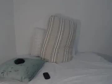 mojjo_erika on Chaturbate 