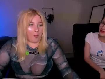 mona_cloud — GOAL: show boobs [207 tokens remaining] Welcome to my room! #shy #glasses #smalltits #sph #nonude
