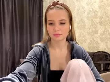 phylispinera — Goal: look into my beautiful eyes! I am new here and your support is very important to me! Thank you! ^^ #teen #18 #cute #new #shy [11 tokens remaining]