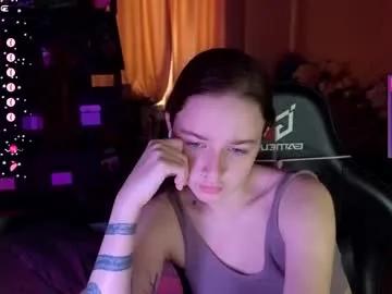 queen_kitty1818 on Chaturbate 