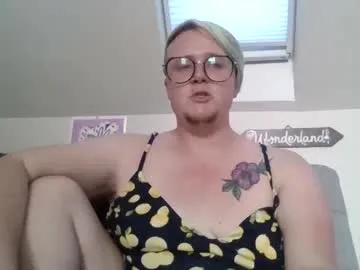 queerlyjaz on Chaturbate 