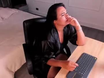 sienarosewood — I can become a shy woman, but I know when I must be a kinky mature woman | SOFT FOOTJOB * 143 tks left * | #mommy #footjob #mature #milf #feet |