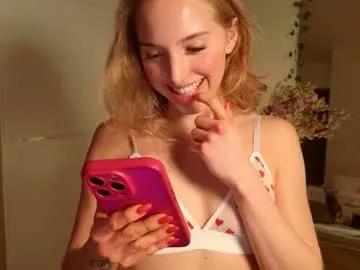 sofiaaaxoxoxo on Chaturbate