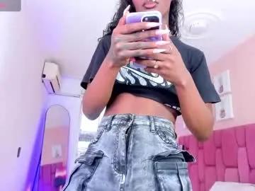 sweet_stacie —  GOAL:  GOAL: My First Goal show cum public 3333 #ebony #latina #smoke #cum #bigcock [1111]  #pigley [515 tokens remaining]