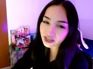 sweetlilly_18 on Chaturbate 