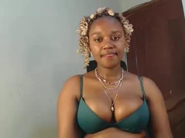 tannia004 on Chaturbate 