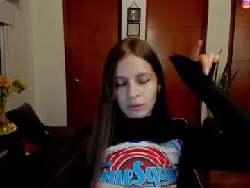 temptressweet — cum on tits and moan   #petite #braces #ass #lovense [194 tokens remaining]